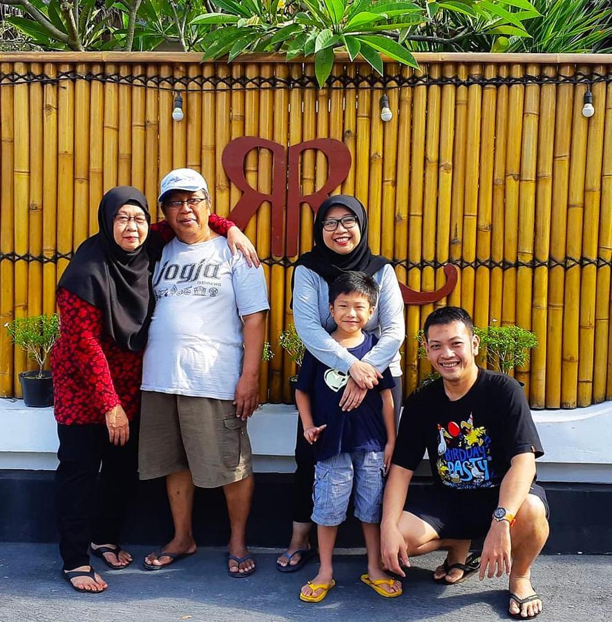 יוגיאקרטה Rumah Roso Homestay מראה חיצוני תמונה