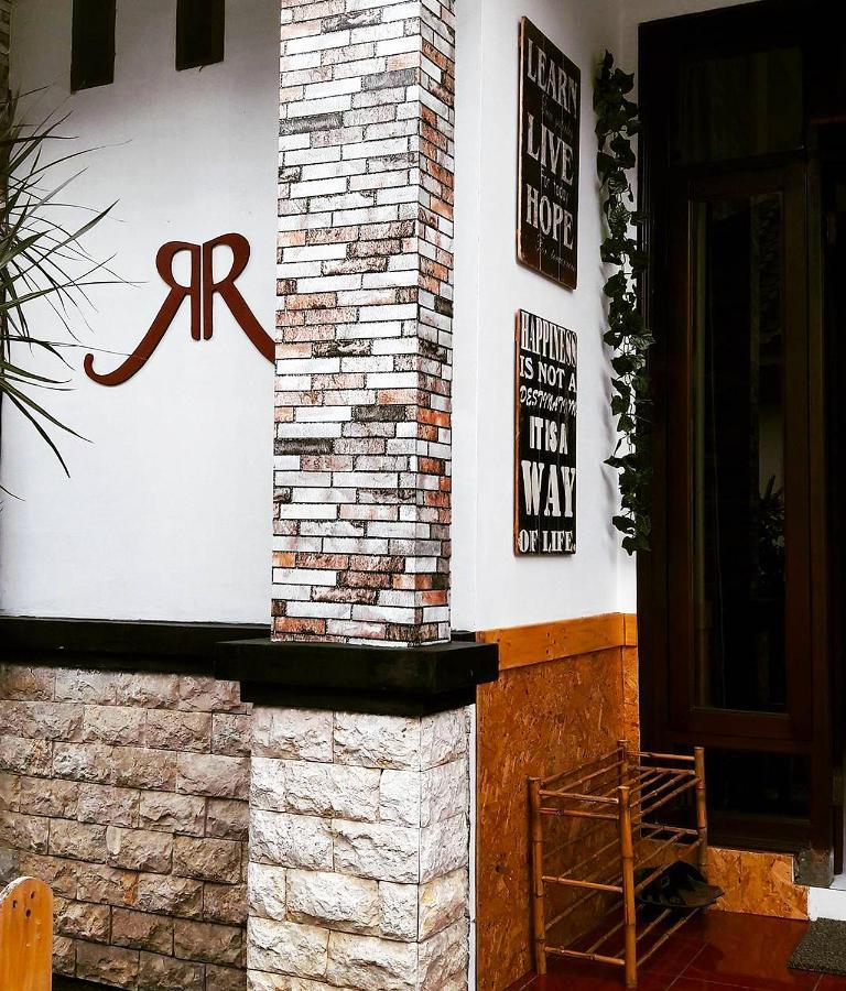 יוגיאקרטה Rumah Roso Homestay מראה חיצוני תמונה