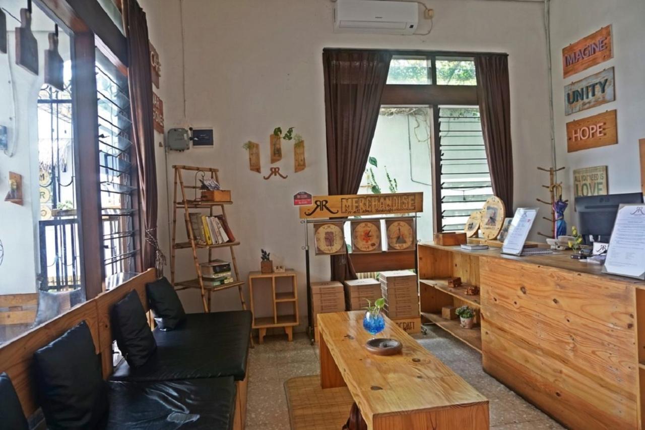 יוגיאקרטה Rumah Roso Homestay מראה חיצוני תמונה
